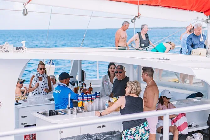 Red Sail Halbtagesschnorcheltörn mit Mittagessen